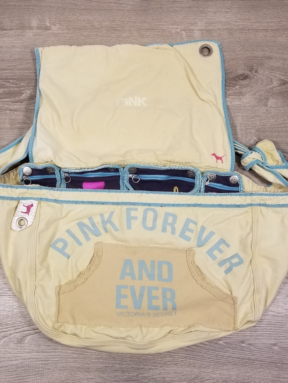 Victoria's Secret VTG Y2K Tan Canvas Messenger Bag XL "Live In pink 86" Womens - Picture 2 of 6
